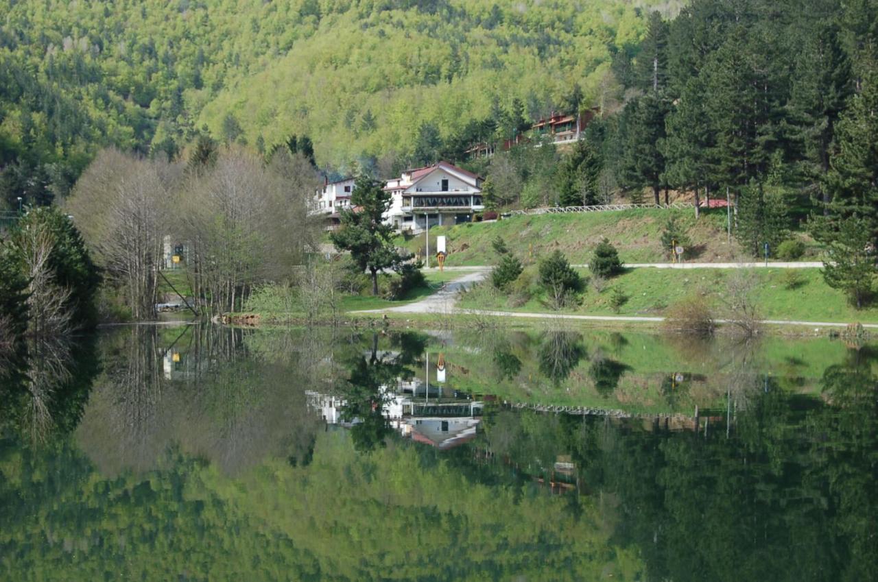 Hotel Lo Sciatore Cotronei Екстериор снимка
