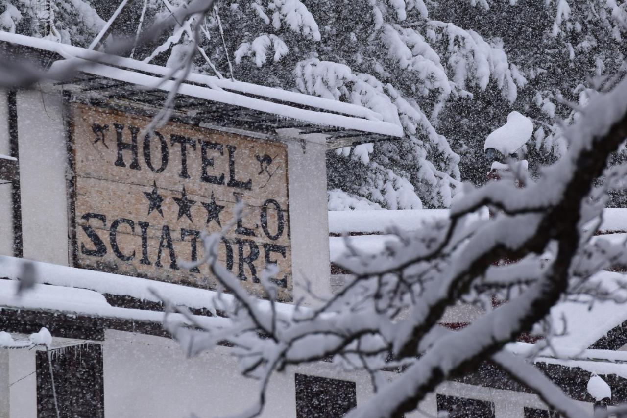 Hotel Lo Sciatore Cotronei Екстериор снимка