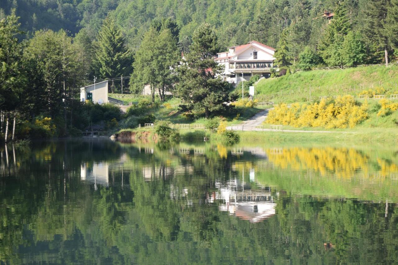 Hotel Lo Sciatore Cotronei Екстериор снимка