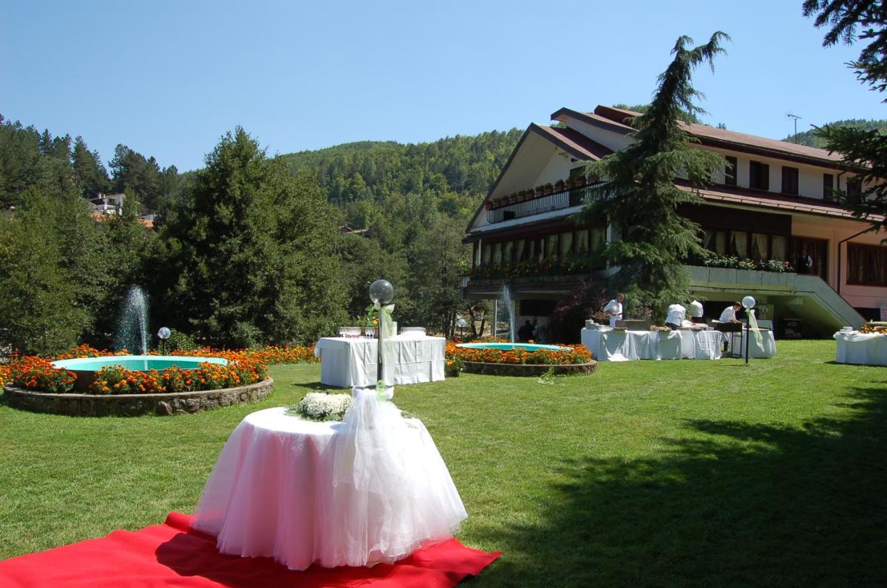 Hotel Lo Sciatore Cotronei Екстериор снимка