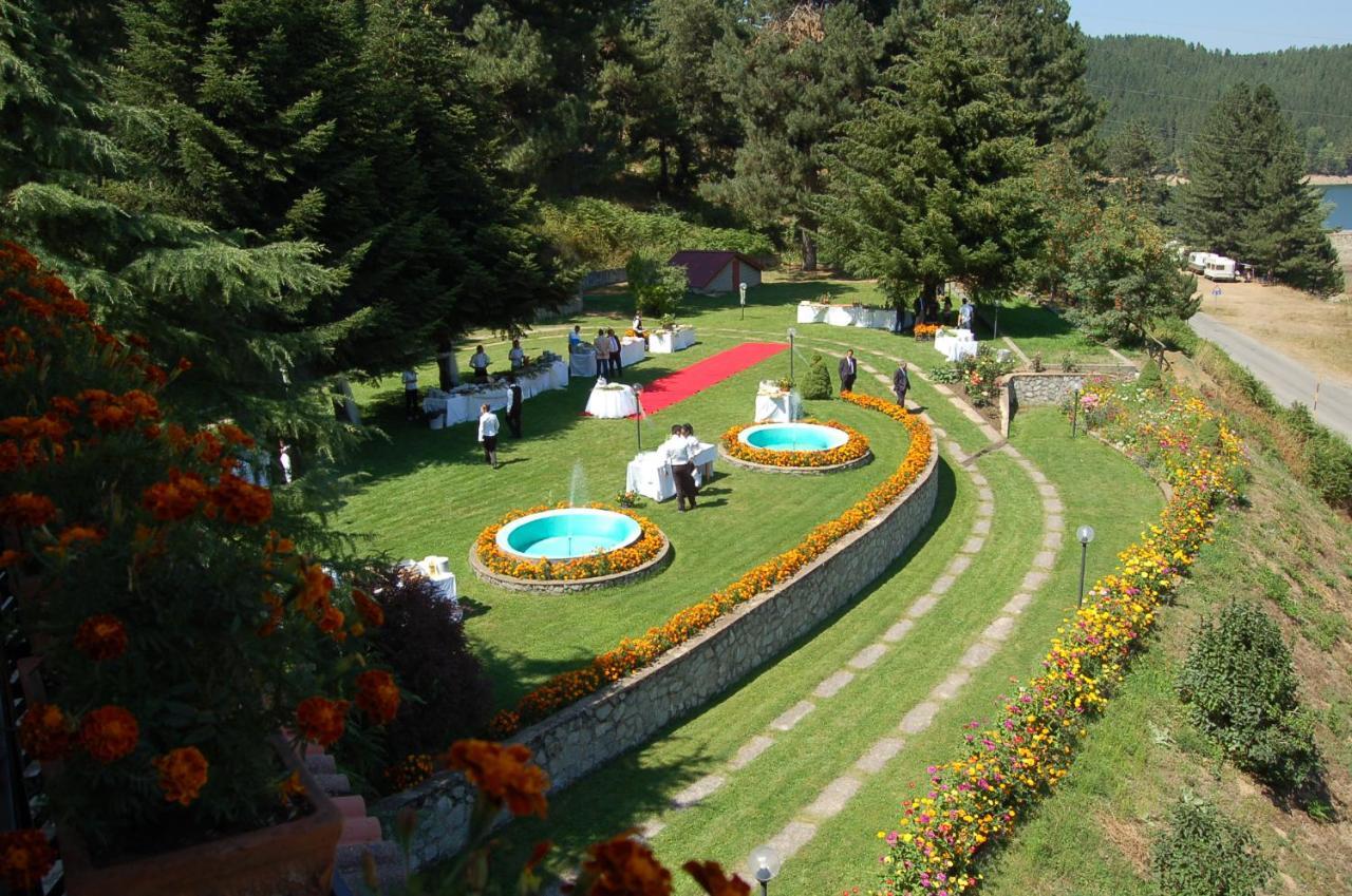 Hotel Lo Sciatore Cotronei Екстериор снимка